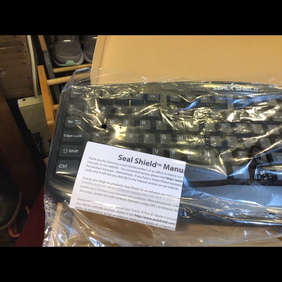 New Seal Shield™ SILVER SEAL™ Medical Grade Keyboard - Dishwasher Safe & Black - Picture 5 of 10